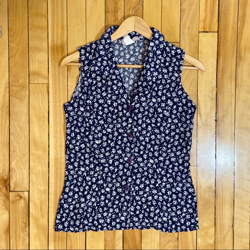 Vintage 90s navy/white floral blouse